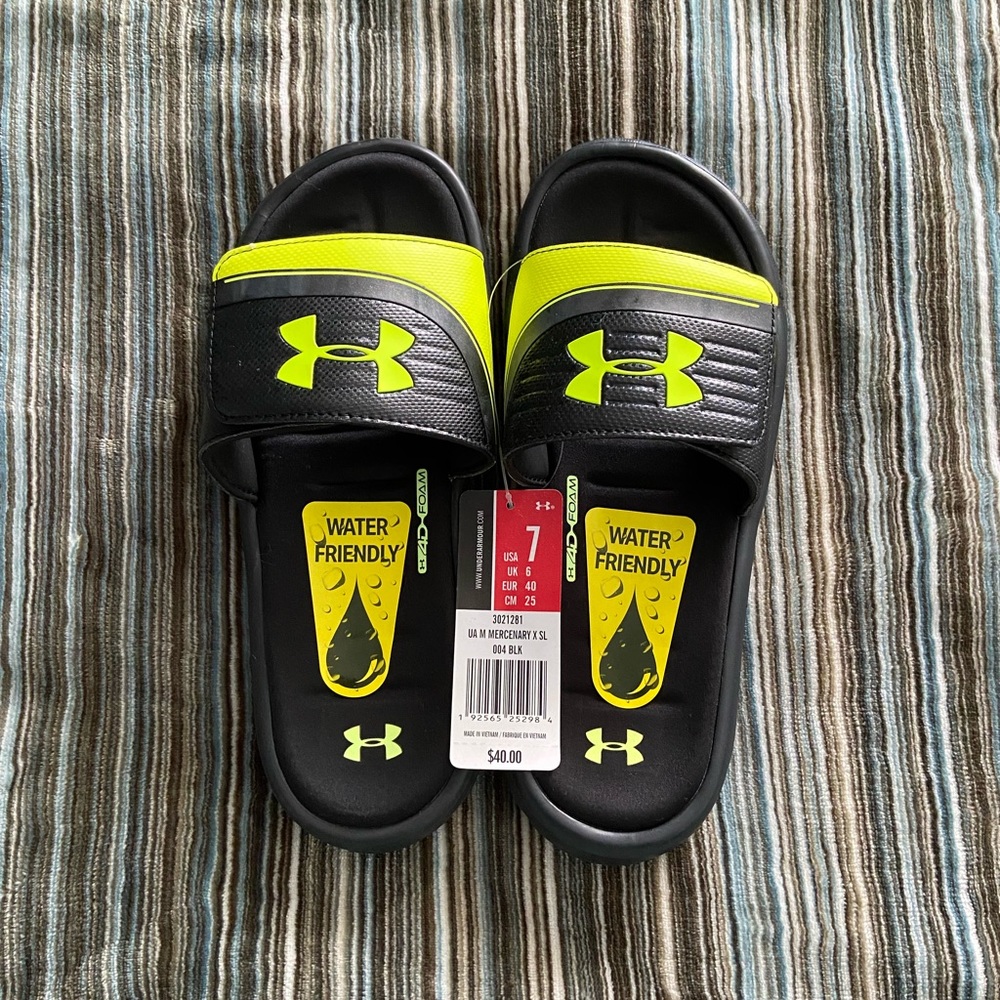 Under Armour Size 7 Brand new with tags
